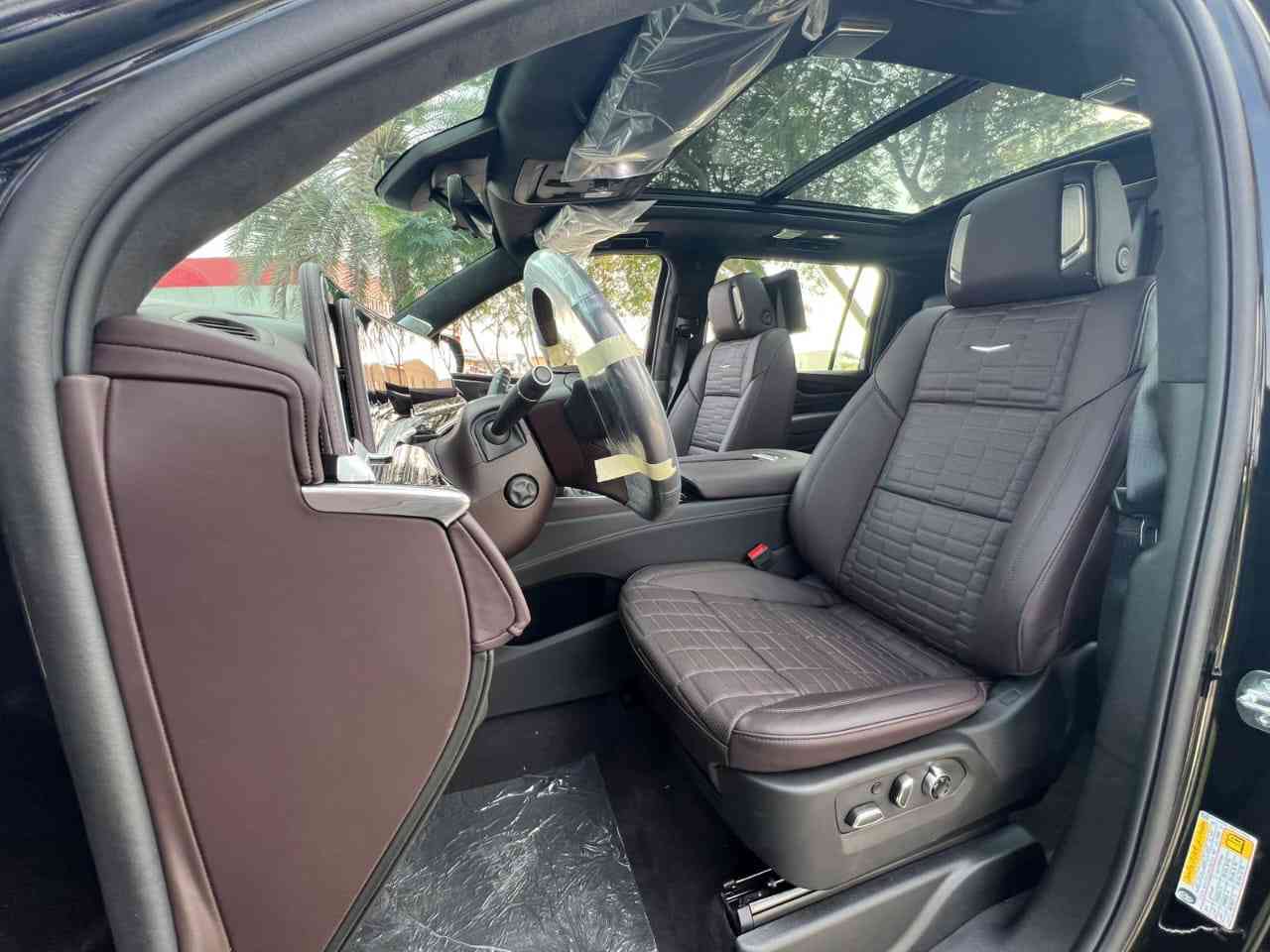 Gallery image of  {"id":53,"name":"Escalade","company_id":14,"type_id":1,"created_at":"2025-02-06T17:53:17.000000Z","updated_at":"2025-02-06T17:53:17.000000Z"}