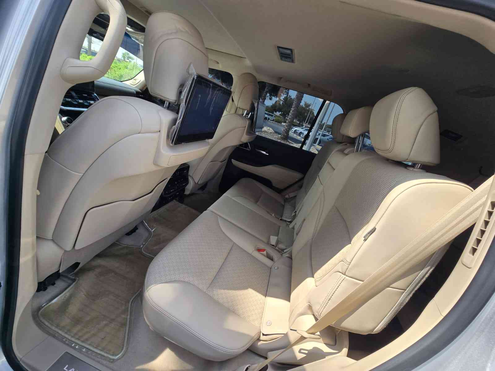 Gallery image of  {"id":212,"name":"Land Cruiser","company_id":65,"type_id":1,"created_at":"2025-02-06T17:53:17.000000Z","updated_at":"2025-02-06T17:53:17.000000Z"}