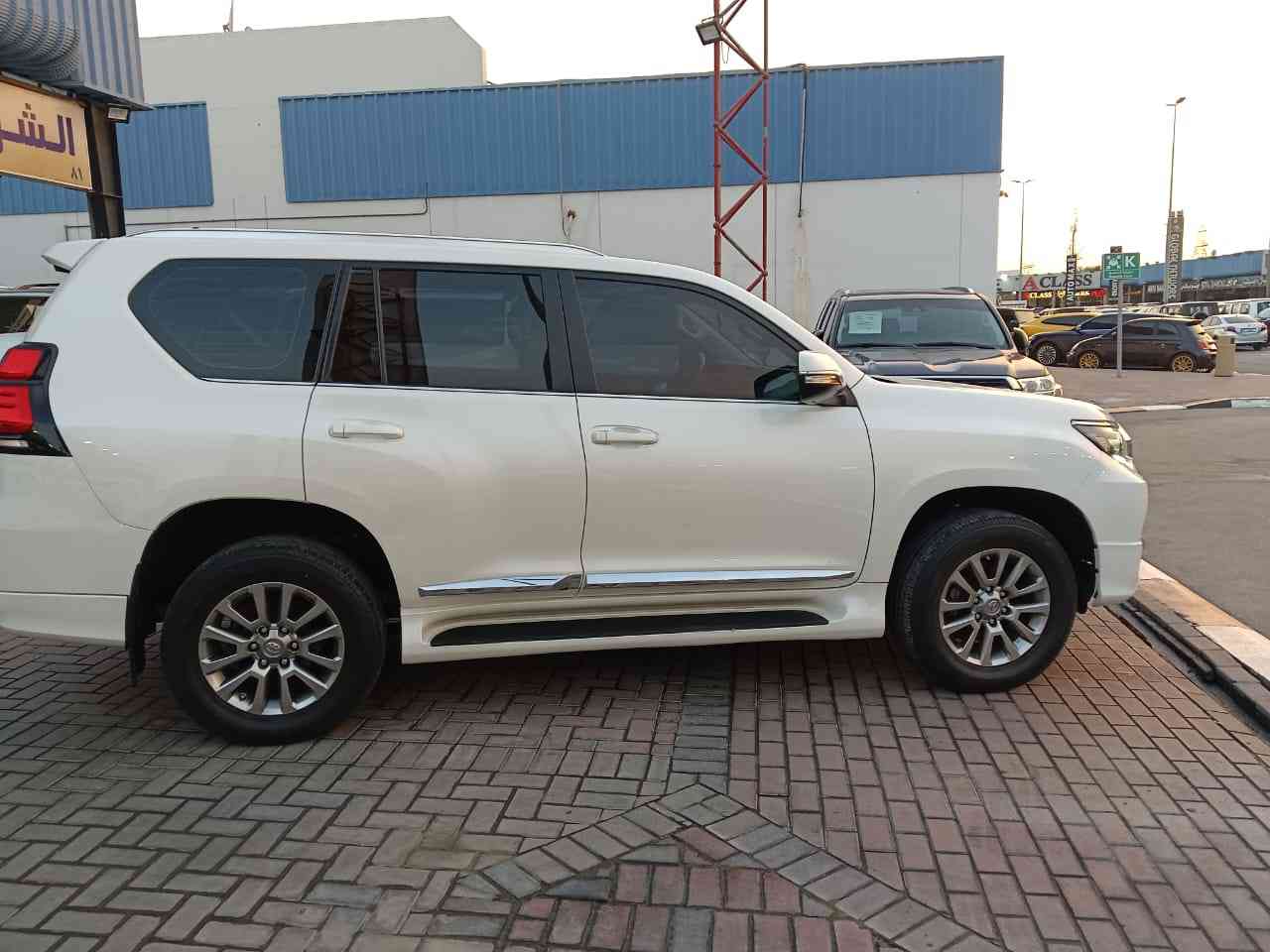 Gallery image of  {"id":2129,"name":"Parado","company_id":65,"type_id":1,"created_at":"2025-02-07T09:29:34.000000Z","updated_at":"2025-02-07T09:29:34.000000Z"}