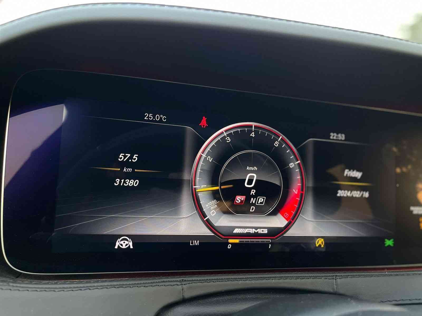 Gallery image of  {"id":405,"name":"S-Class","company_id":42,"type_id":8,"created_at":"2025-02-06T17:53:17.000000Z","updated_at":"2025-02-06T17:53:17.000000Z"}