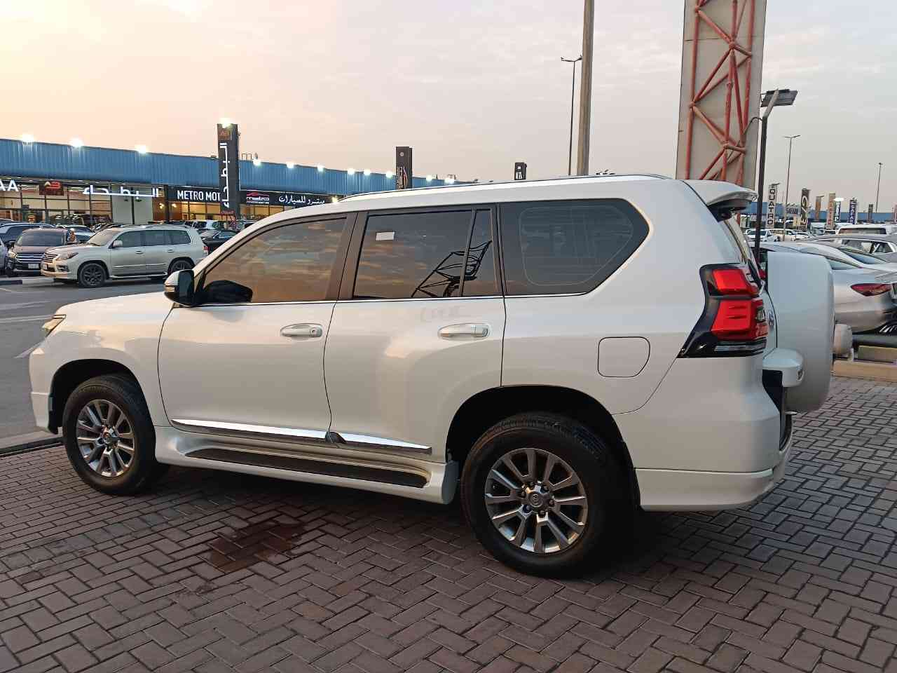 Gallery image of  {"id":2129,"name":"Parado","company_id":65,"type_id":1,"created_at":"2025-02-07T09:29:34.000000Z","updated_at":"2025-02-07T09:29:34.000000Z"}