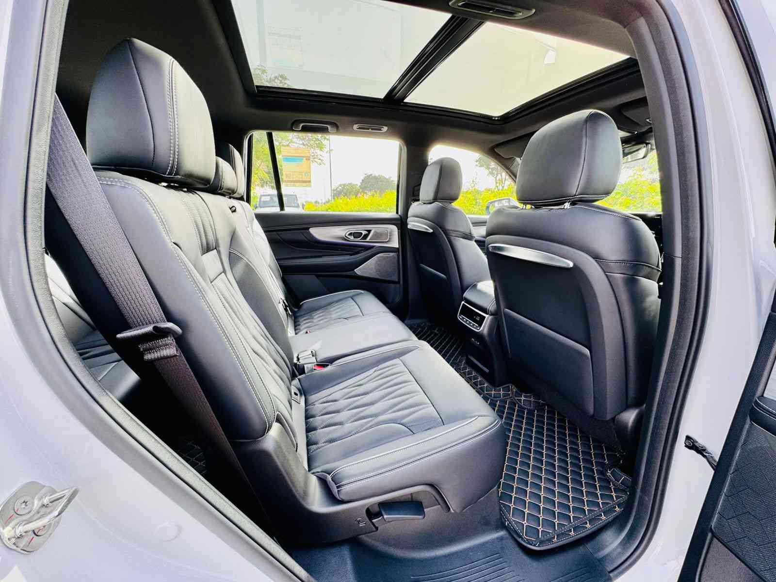 Gallery image of  {"id":2135,"name":"GS8","company_id":24,"type_id":1,"created_at":"2025-02-08T19:39:47.000000Z","updated_at":"2025-02-08T19:39:47.000000Z"}