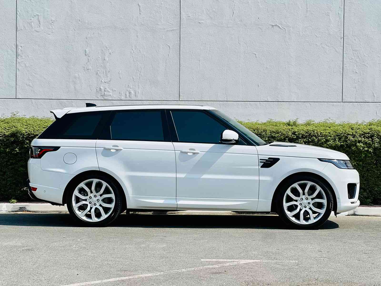 Gallery image of  {"id":122,"name":"Range Rover Sport","company_id":37,"type_id":1,"created_at":"2025-02-06T17:53:17.000000Z","updated_at":"2025-02-06T17:53:17.000000Z"}