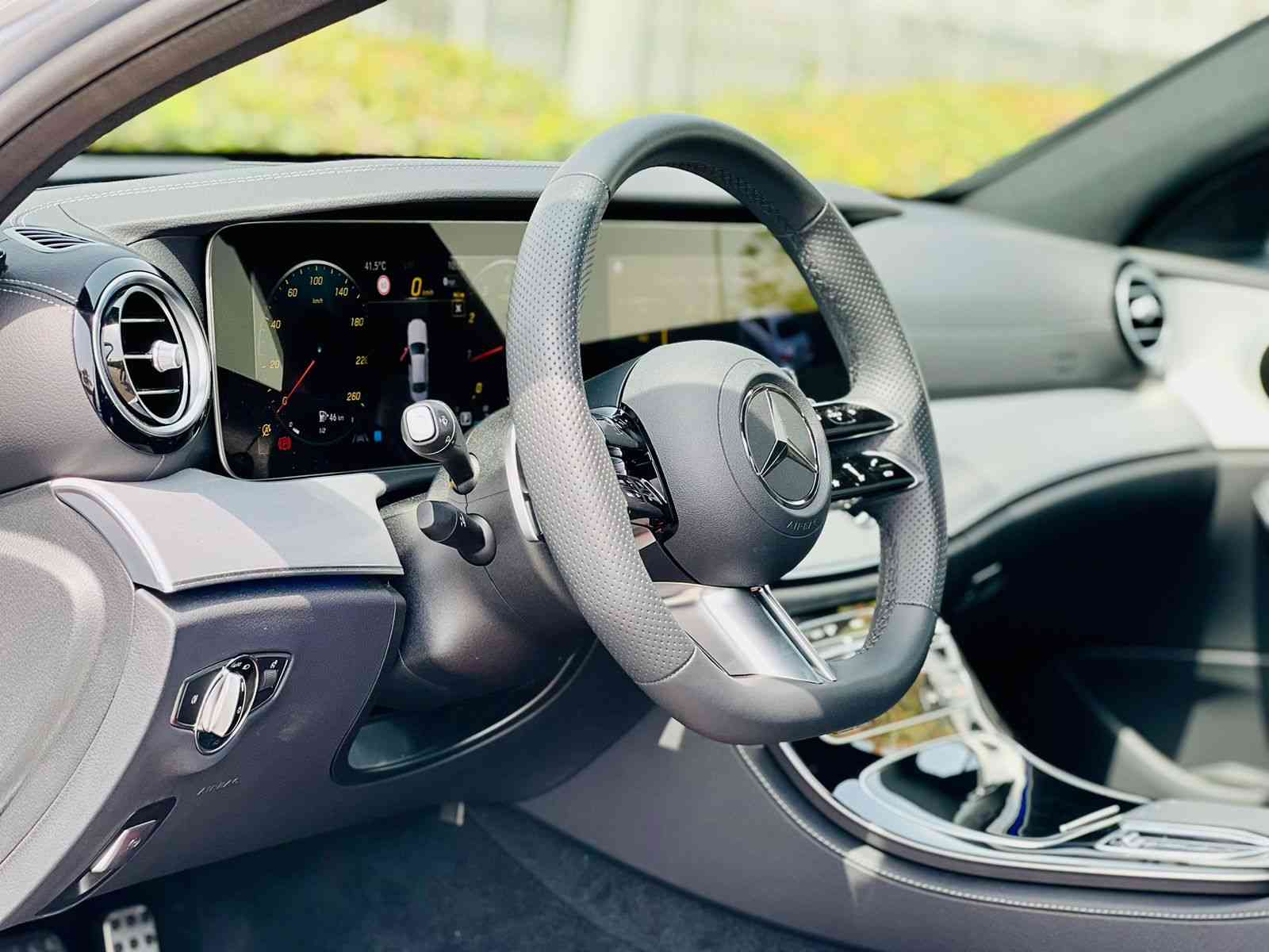 Gallery image of  {"id":161,"name":"E-Class","company_id":42,"type_id":8,"created_at":"2025-02-06T17:53:17.000000Z","updated_at":"2025-02-06T17:53:17.000000Z"}
