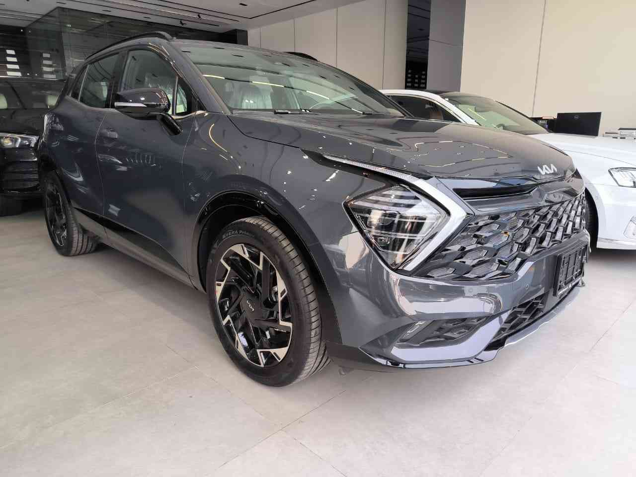 Gallery image of  {"id":114,"name":"Sportage","company_id":33,"type_id":1,"created_at":"2025-02-06T17:53:17.000000Z","updated_at":"2025-02-06T17:53:17.000000Z"}