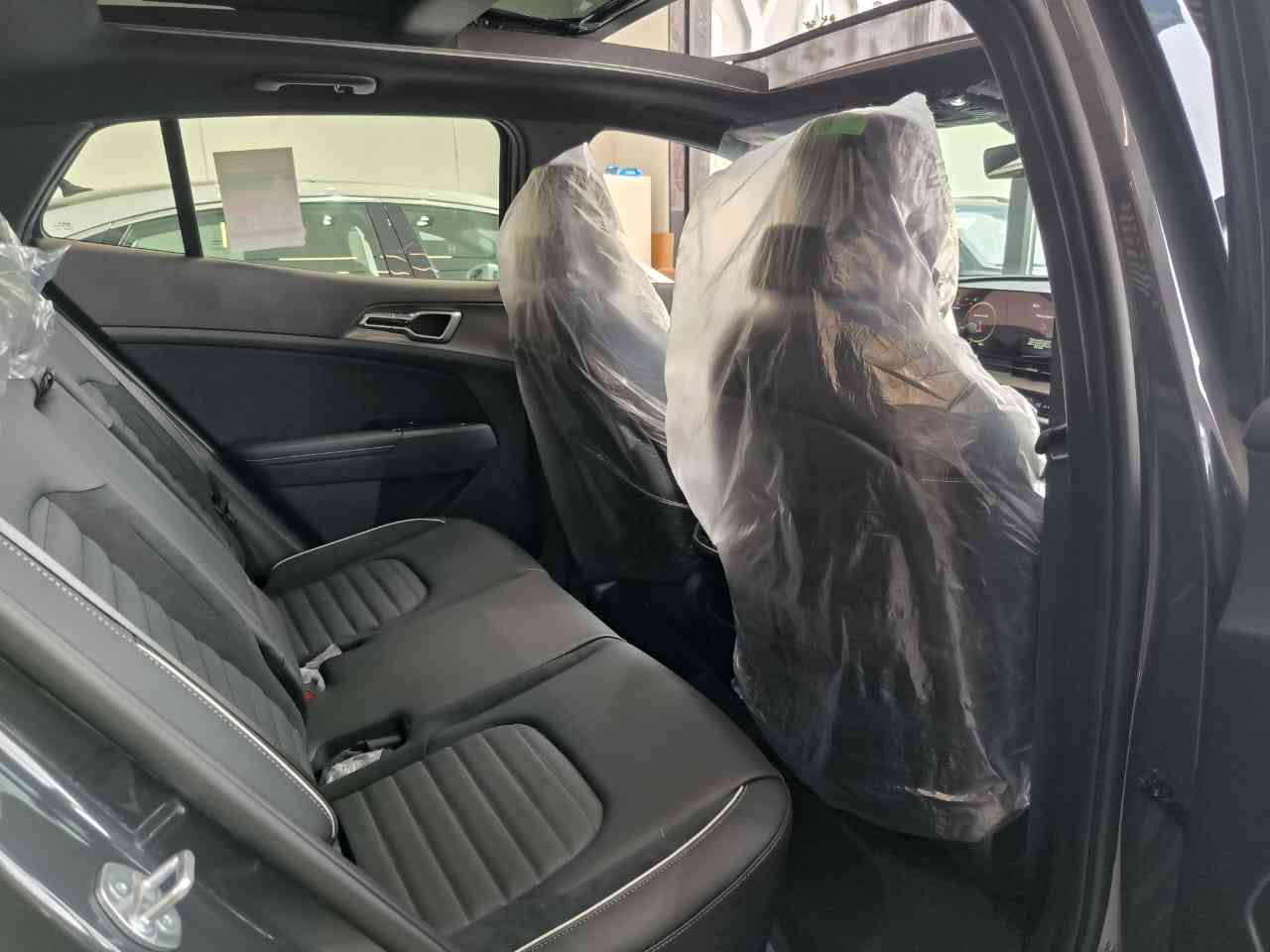 Gallery image of  {"id":114,"name":"Sportage","company_id":33,"type_id":1,"created_at":"2025-02-06T17:53:17.000000Z","updated_at":"2025-02-06T17:53:17.000000Z"}