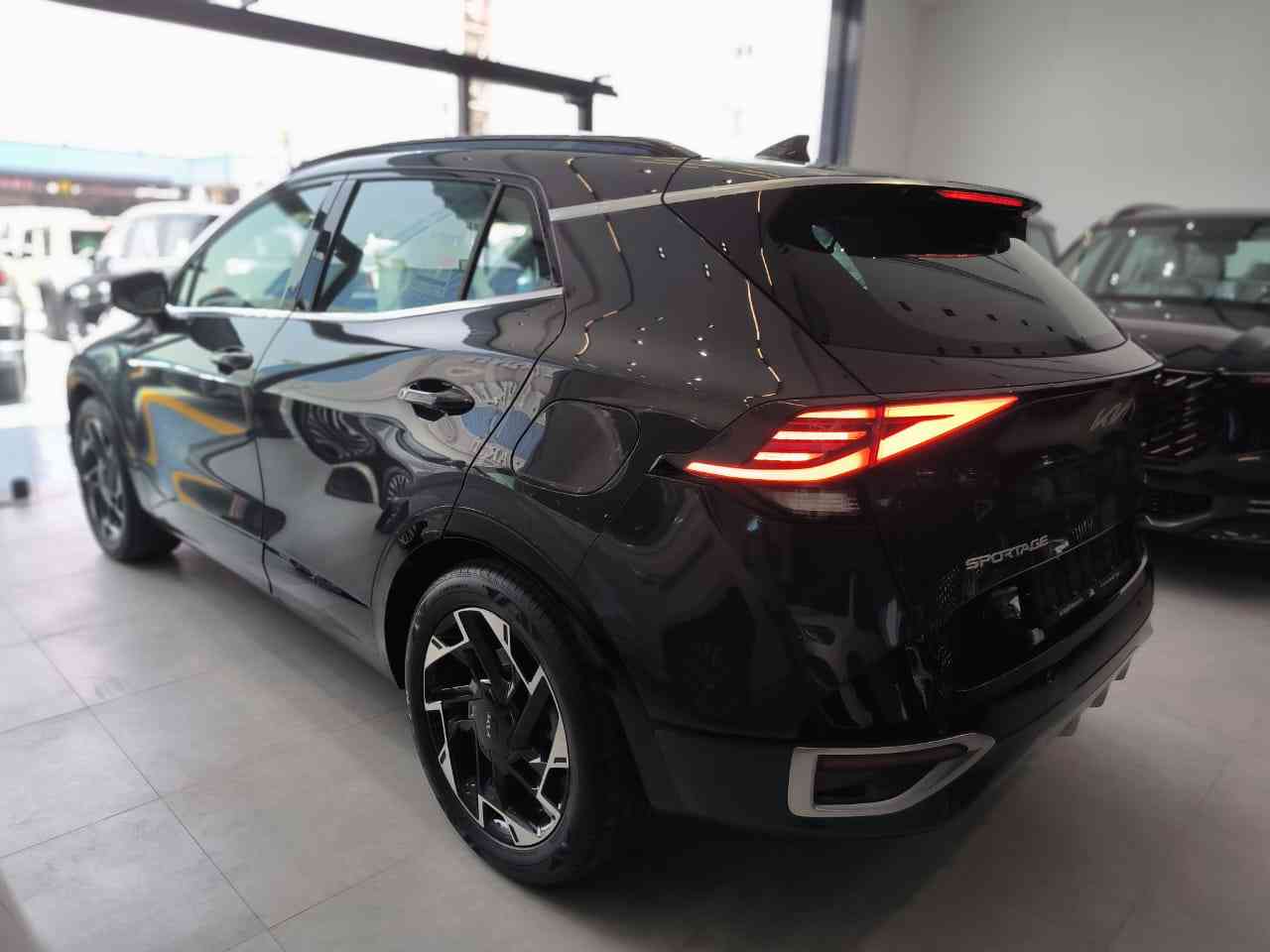 Gallery image of  {"id":114,"name":"Sportage","company_id":33,"type_id":1,"created_at":"2025-02-06T17:53:17.000000Z","updated_at":"2025-02-06T17:53:17.000000Z"}