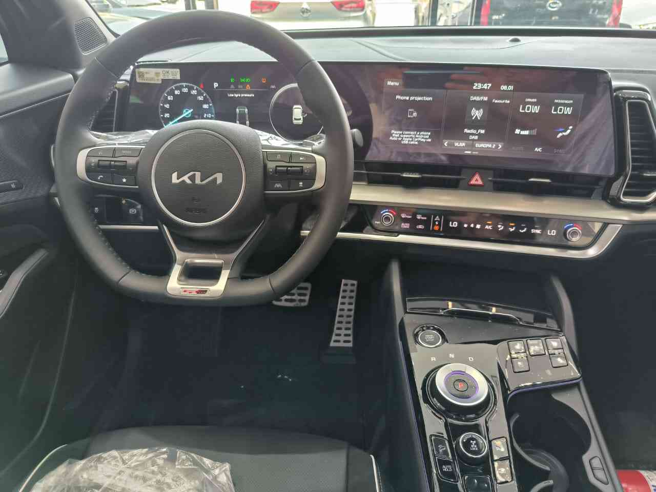Gallery image of  {"id":114,"name":"Sportage","company_id":33,"type_id":1,"created_at":"2025-02-06T17:53:17.000000Z","updated_at":"2025-02-06T17:53:17.000000Z"}