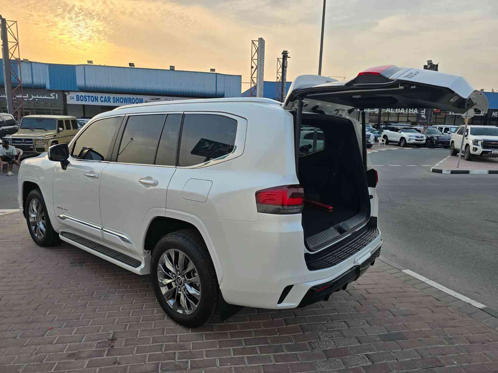 Featured  {"id":212,"name":"Land Cruiser","company_id":65,"type_id":1,"created_at":"2025-02-06T17:53:17.000000Z","updated_at":"2025-02-06T17:53:17.000000Z"} for sale in UAE