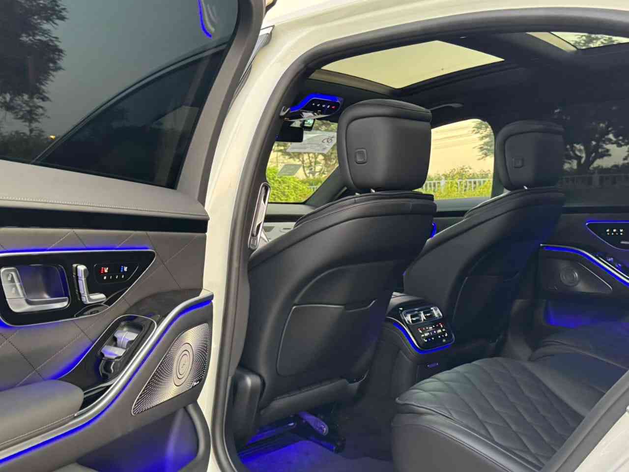 Gallery image of  {"id":405,"name":"S-Class","company_id":42,"type_id":8,"created_at":"2025-02-06T17:53:17.000000Z","updated_at":"2025-02-06T17:53:17.000000Z"}